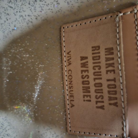 Consuela Crossbody Bag - Picture 7 of 9